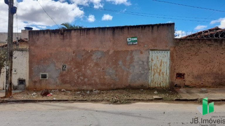 Terreno à Venda, 180 m² em Panorama Ii - Montes Claros