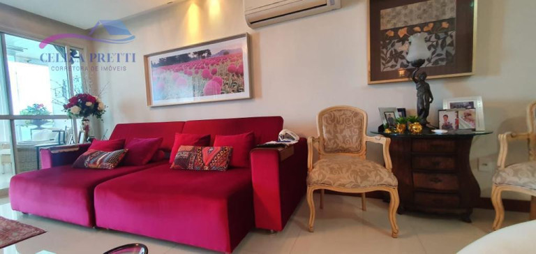 Imagem Apartamento com 4 Quartos à Venda, 211 m² em Centro - Guarapari