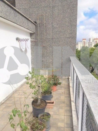 Imagem Imóvel com 2 Quartos à Venda, 131 m² em Menino Deus - Porto Alegre