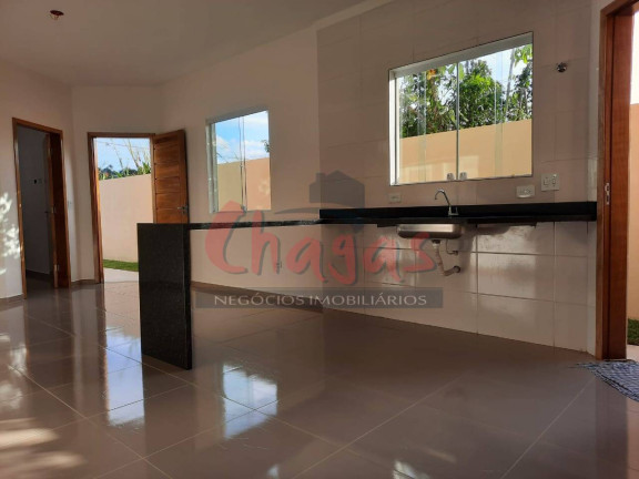 Imagem Casa com 2 Quartos à Venda, 60 m² em Morro Do Algodão - Caraguatatuba