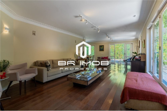 Imagem Casa com 5 Quartos à Venda, 360 m² em Morumbi - São Paulo Imagem Casa com 5 Quartos à Venda, 360 m² em Morumbi - São Paulo