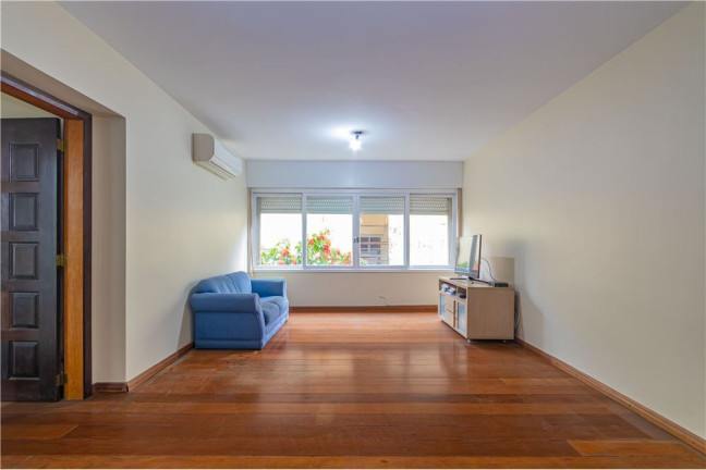 Imóvel com 3 Quartos à Venda,  em Auxiliadora - Porto Alegre