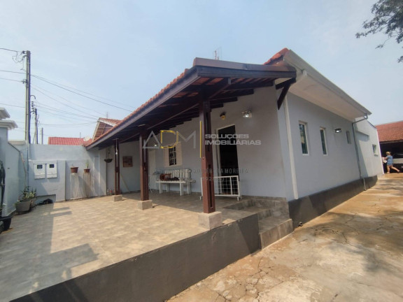 Casa com 3 Quartos à Venda, 300 m² em Vila Pinheiro - Botucatu