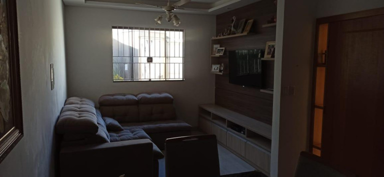 Imagem Casa com 3 Quartos à Venda, 122 m² em Jardim Diamante - Maringá