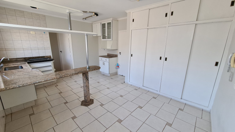 Imagem Casa com 4 Quartos à Venda, 400 m² em Jardim América - Bragança Paulista Imagem Casa com 4 Quartos à Venda, 400 m² em Jardim América - Bragança Paulista