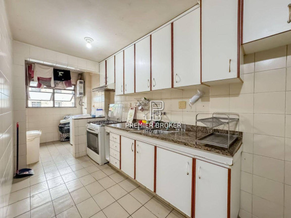 Imagem Apartamento com 3 Quartos à Venda, 112 m² em Várzea - Teresópolis