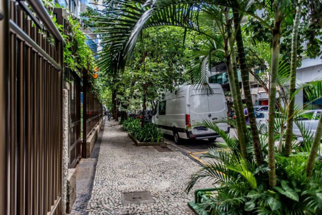 Imagem Imóvel com 3 Quartos à Venda, 100 m² em Leblon - Rio De Janeiro