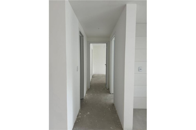 Imagem Imóvel com 2 Quartos à Venda,  em Menino Deus - Porto Alegre