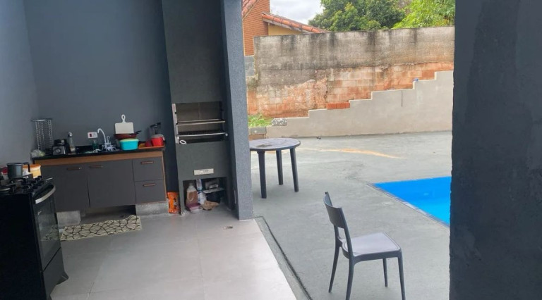 Imagem Casa com 3 Quartos à Venda, 306 m² em São Fernando Residência - Barueri Imagem Casa com 3 Quartos à Venda, 306 m² em São Fernando Residência - Barueri