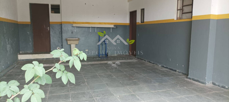 Imagem Casa com 3 Quartos à Venda,  em Jair Rocha Pinheiro - Campos Do Jordão