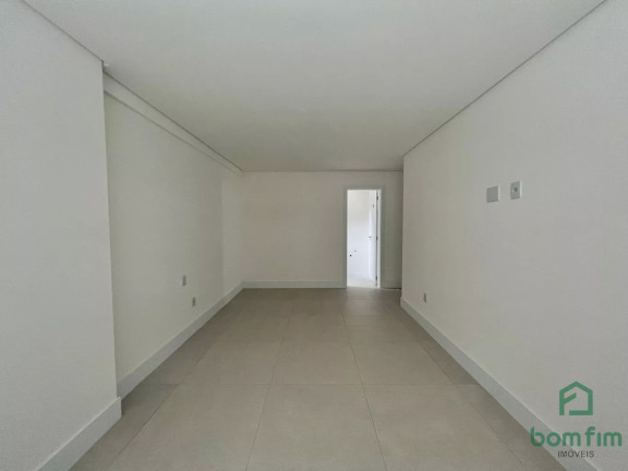Imagem Apartamento com 3 Quartos à Venda, 130 m² em Centro - Torres Imagem Apartamento com 3 Quartos à Venda, 130 m² em Centro - Torres