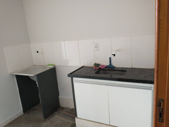 Kitnet com 1 Quarto para Alugar, 30 m² em Centro - Montes Claros