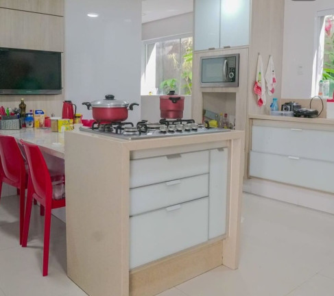 Imagem Casa com 4 Quartos à Venda, 486 m² em Jaguaribe - Salvador Imagem Casa com 4 Quartos à Venda, 486 m² em Jaguaribe - Salvador