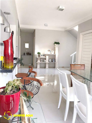 Imagem Casa com 4 Quartos à Venda, 380 m² em Vila Oliveira - Mogi Das Cruzes Imagem Casa com 4 Quartos à Venda, 380 m² em Vila Oliveira - Mogi Das Cruzes