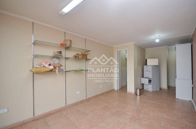 Imagem Casa com 4 Quartos à Venda, em Pinheirinho - Curitiba Imagem Casa com 4 Quartos à Venda, em Pinheirinho - Curitiba