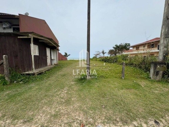 Terreno à Venda,  em Cambiju - Itapoá