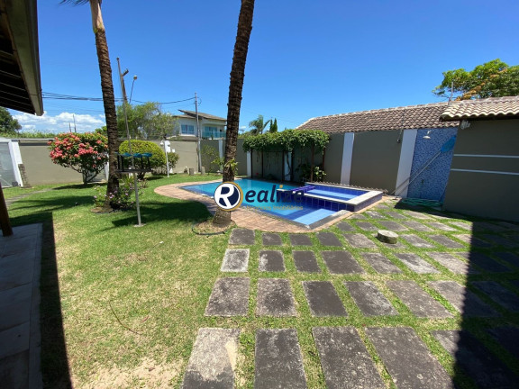 Imagem Casa com 4 Quartos à Venda, 250 m² em Nova Guarapari - Guarapari
