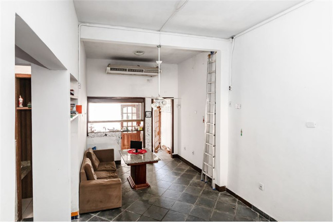 Imagem Casa com 3 Quartos à Venda,  em Menino Deus - Porto Alegre