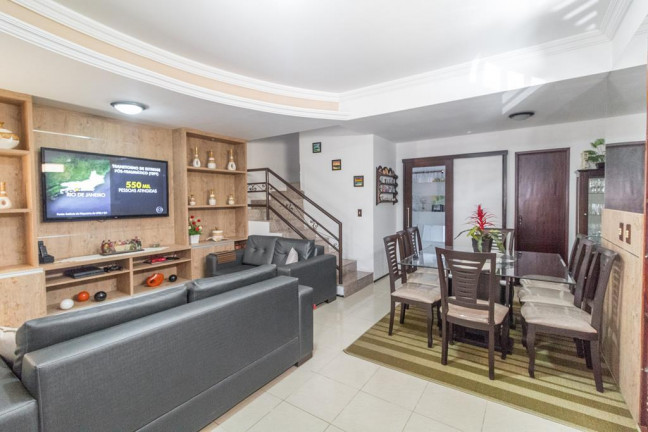 Casa com 4 Quartos à Venda, 154 m² em Sapiranga - Fortaleza