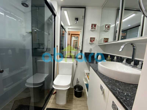 Imagem Apartamento com 2 Quartos à Venda, 84 m² em Copacabana - Rio De Janeiro Imagem Apartamento com 2 Quartos à Venda, 84 m² em Copacabana - Rio De Janeiro