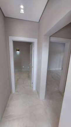 Imagem Casa com 4 Quartos à Venda, 693 m² em Condomínio Florais Itália - Cuiabá