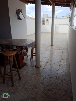 Imagem Casa com 3 Quartos à Venda, 180 m² em Horto Santo Antonio - Jundiaí