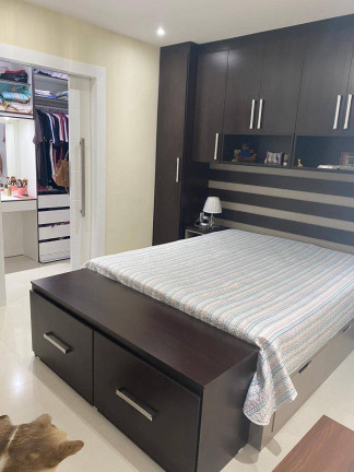 Imagem Casa com 5 Quartos à Venda, 350 m² em Parque Hotel - Araruama Imagem Casa com 5 Quartos à Venda, 350 m² em Parque Hotel - Araruama
