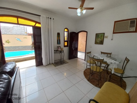Imagem Casa com 4 Quartos à Venda, 160 m² em Três Marias - Peruíbe