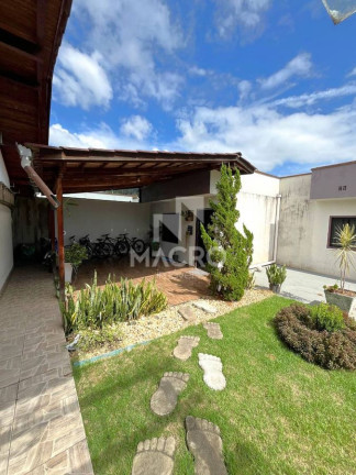 Imagem Casa com 3 Quartos à Venda, 297 m² em Barra Do Rio Cerro - Jaraguá Do Sul