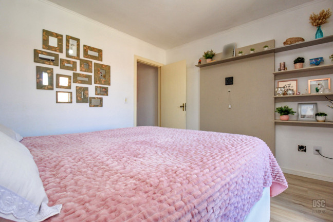 Imagem Casa com 2 Quartos à Venda, 82 m² em Hípica - Porto Alegre