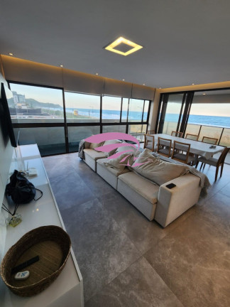 Imagem Imóvel com 4 Quartos à Venda, 184 m² em Praia Brava De Itajaí - Itajaí Imagem Imóvel com 4 Quartos à Venda, 184 m² em Praia Brava De Itajaí - Itajaí