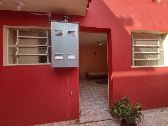 Imagem Casa com 4 Quartos à Venda, 256 m² em Glória - Porto Alegre