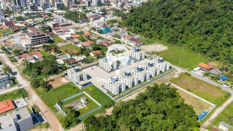 Imagem Apartamento com 2 Quartos à Venda, 48 m² em Caiobá - Matinhos