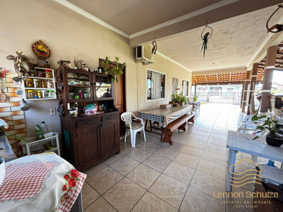 Imagem Casa com 3 Quartos à Venda, 190 m² em Pinheiros - Balneário Barra Do Sul Imagem Casa com 3 Quartos à Venda, 190 m² em Pinheiros - Balneário Barra Do Sul
