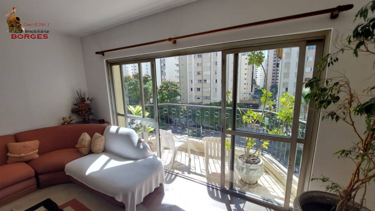 Apartamento com 4 Quartos à Venda, 158 m² em Moema - São Paulo