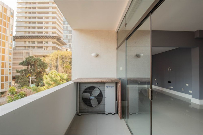 Imagem Apartamento com 2 Quartos à Venda, 156 m² em Cerqueira César - São Paulo