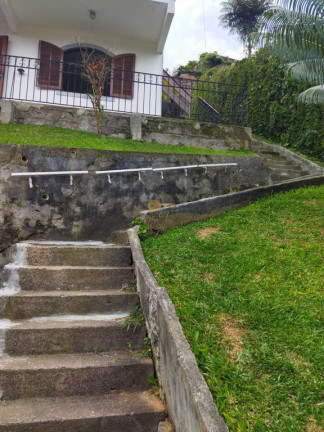 Imagem Casa com 4 Quartos à Venda, 120 m² em Fazendinha - Teresópolis