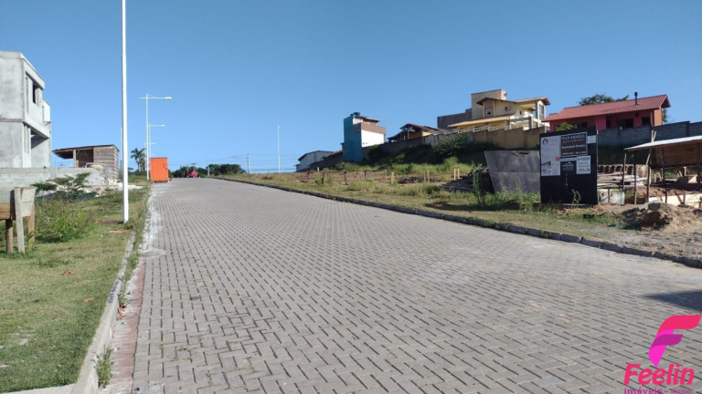 Imagem Casa com 3 Quartos à Venda, 187 m² em Rio Tavares - Florianópolis Imagem Casa com 3 Quartos à Venda, 187 m² em Rio Tavares - Florianópolis