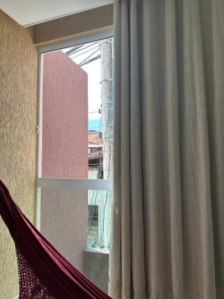Imagem Casa com 4 Quartos à Venda, 210 m² em Camaçari Imagem Casa com 4 Quartos à Venda, 210 m² em Camaçari