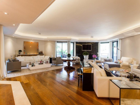 Imagem Imóvel com 4 Quartos à Venda, 640 m² em Vila Uberabinha - São Paulo Imagem Imóvel com 4 Quartos à Venda, 640 m² em Vila Uberabinha - São Paulo