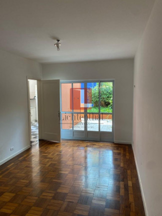 Imagem Casa com 3 Quartos para Alugar, 220 m² em Moema - São Paulo Imagem Casa com 3 Quartos para Alugar, 220 m² em Moema - São Paulo