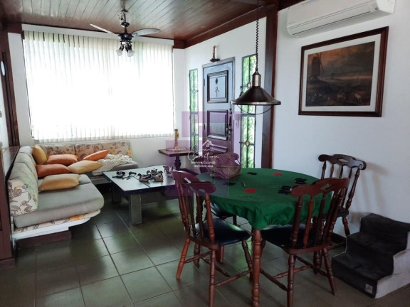 Imagem Casa com 5 Quartos à Venda, 140 m² em Enseada - Guarujá Imagem Casa com 5 Quartos à Venda, 140 m² em Enseada - Guarujá