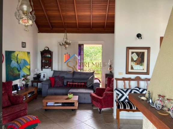 Imagem Casa com 3 Quartos à Venda, 220 m² em João Paulo - Florianópolis Imagem Casa com 3 Quartos à Venda, 220 m² em João Paulo - Florianópolis