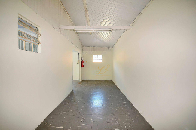 Imagem Casa com 1 Quarto à Venda, 172 m² em Cristo Rei - Curitiba