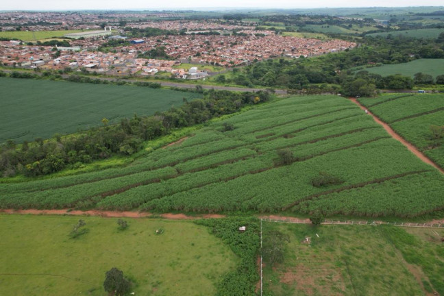 Imagem Chácara à Venda, 2 m² em Zona Rural - Batatais Imagem Chácara à Venda, 2 m² em Zona Rural - Batatais