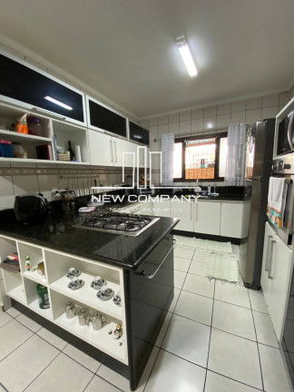 Imagem Casa com 5 Quartos à Venda, em Vila Curuça - Santo André Imagem Casa com 5 Quartos à Venda, em Vila Curuça - Santo André