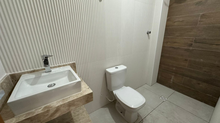 Imagem Casa com 3 Quartos à Venda, 140 m² em Vila Belmiro - Santos Imagem Casa com 3 Quartos à Venda, 140 m² em Vila Belmiro - Santos