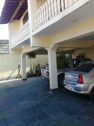 Imagem Casa com 3 Quartos à Venda, 300 m² em Vila Pérola - Contagem Imagem Casa com 3 Quartos à Venda, 300 m² em Vila Pérola - Contagem
