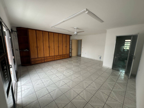 Imagem Casa com 4 Quartos à Venda, em Jardim Maia - São Paulo Imagem Casa com 4 Quartos à Venda, em Jardim Maia - São Paulo