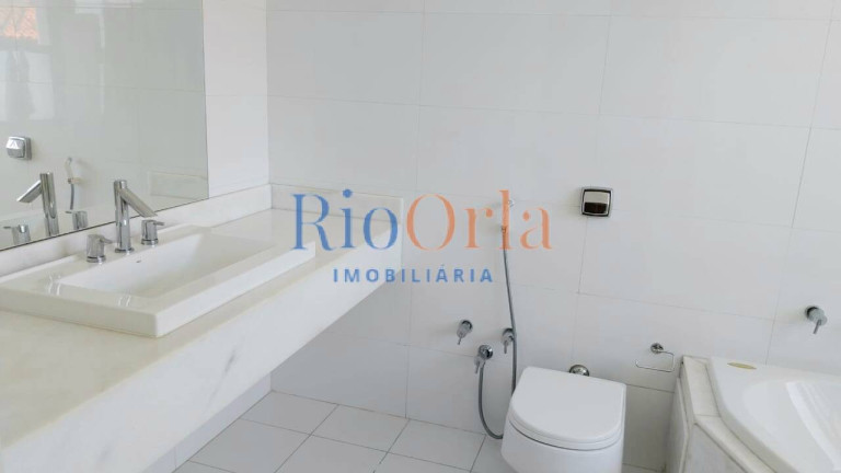 Imagem Casa de Condomínio com 5 Quartos à Venda, 900 m² em Barra Da Tijuca - Rio De Janeiro Imagem Casa de Condomínio com 5 Quartos à Venda, 900 m² em Barra Da Tijuca - Rio De Janeiro